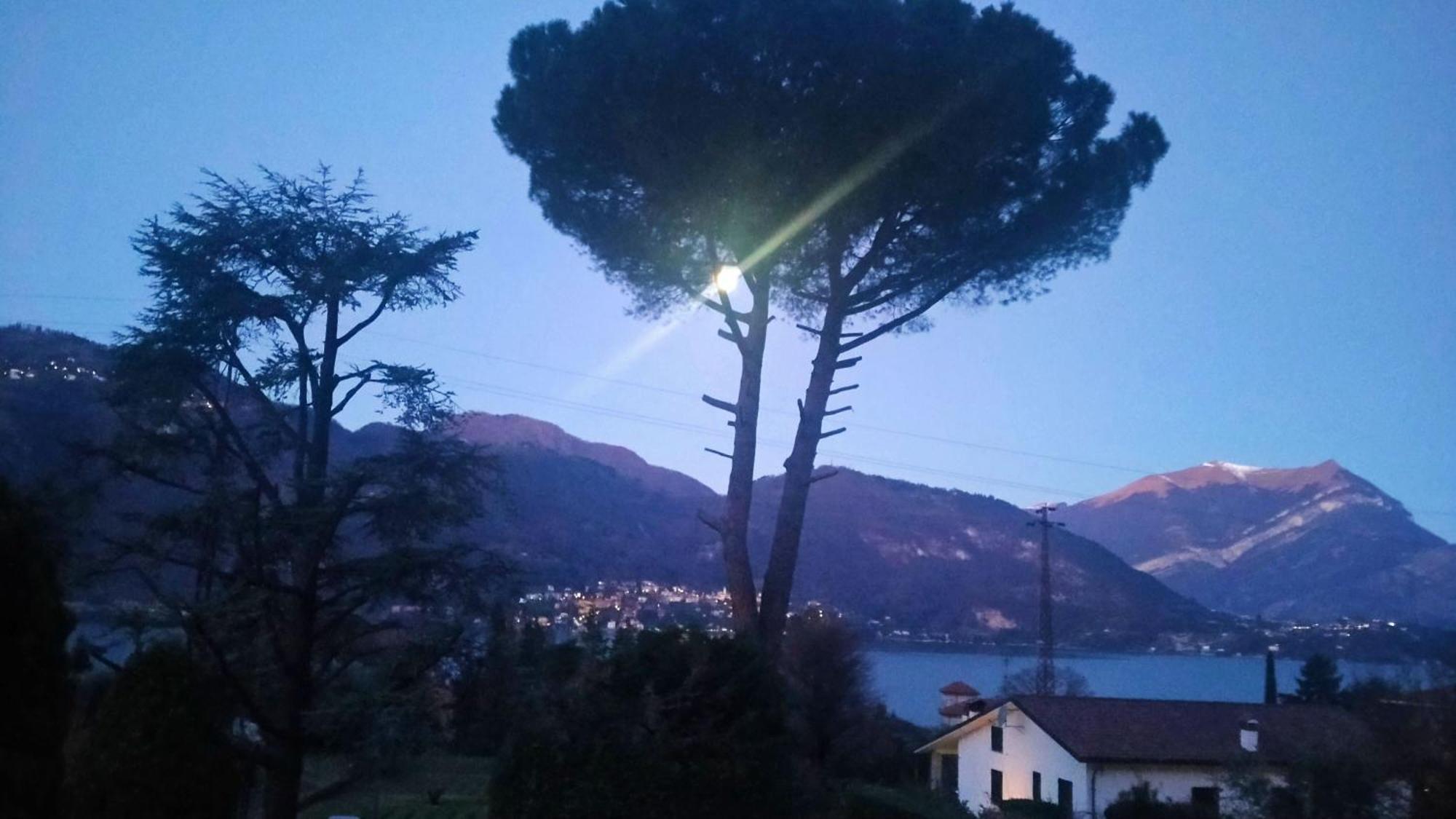 Villa Rosi Lierna Exteriör bild