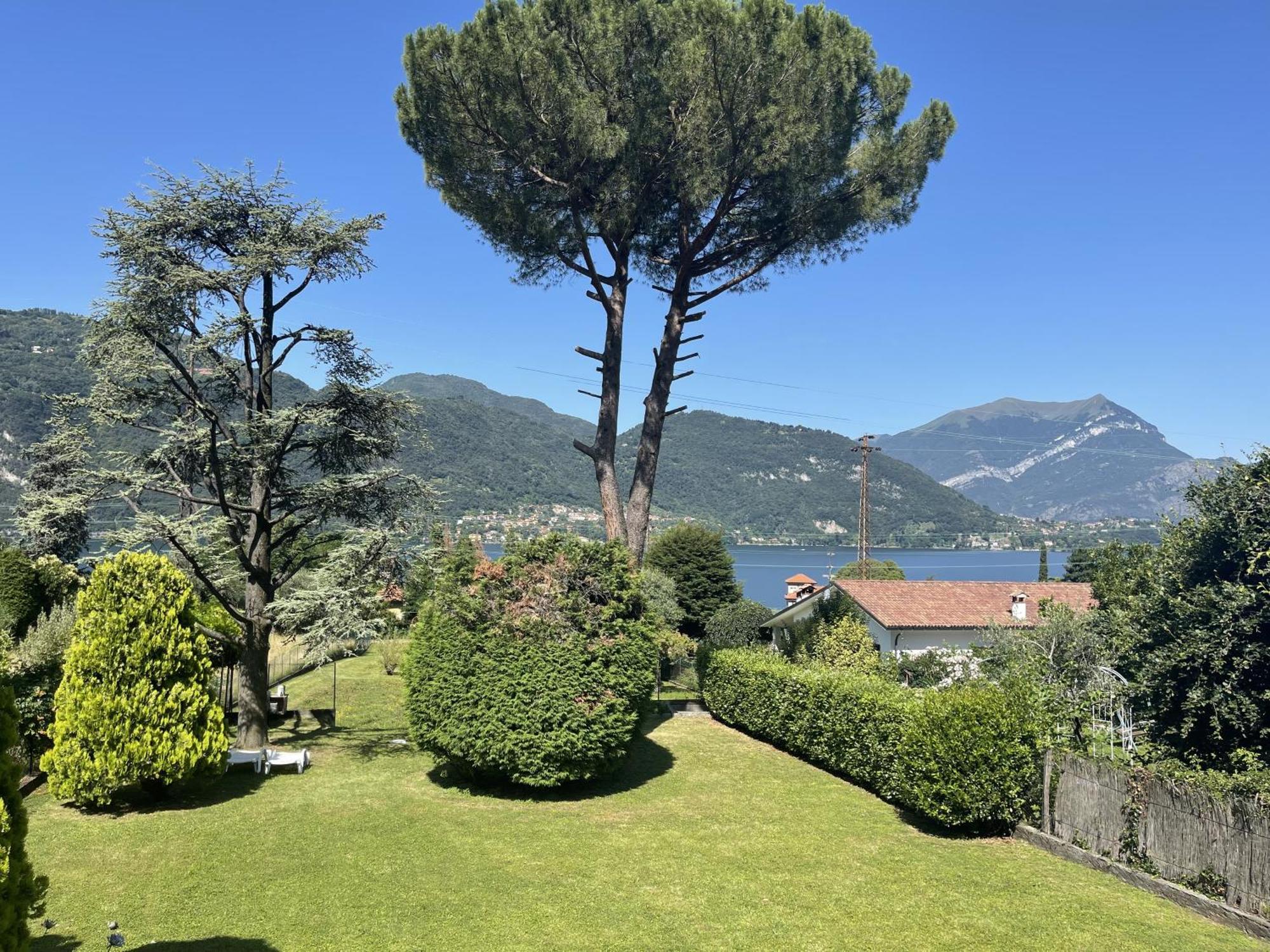Villa Rosi Lierna Exteriör bild